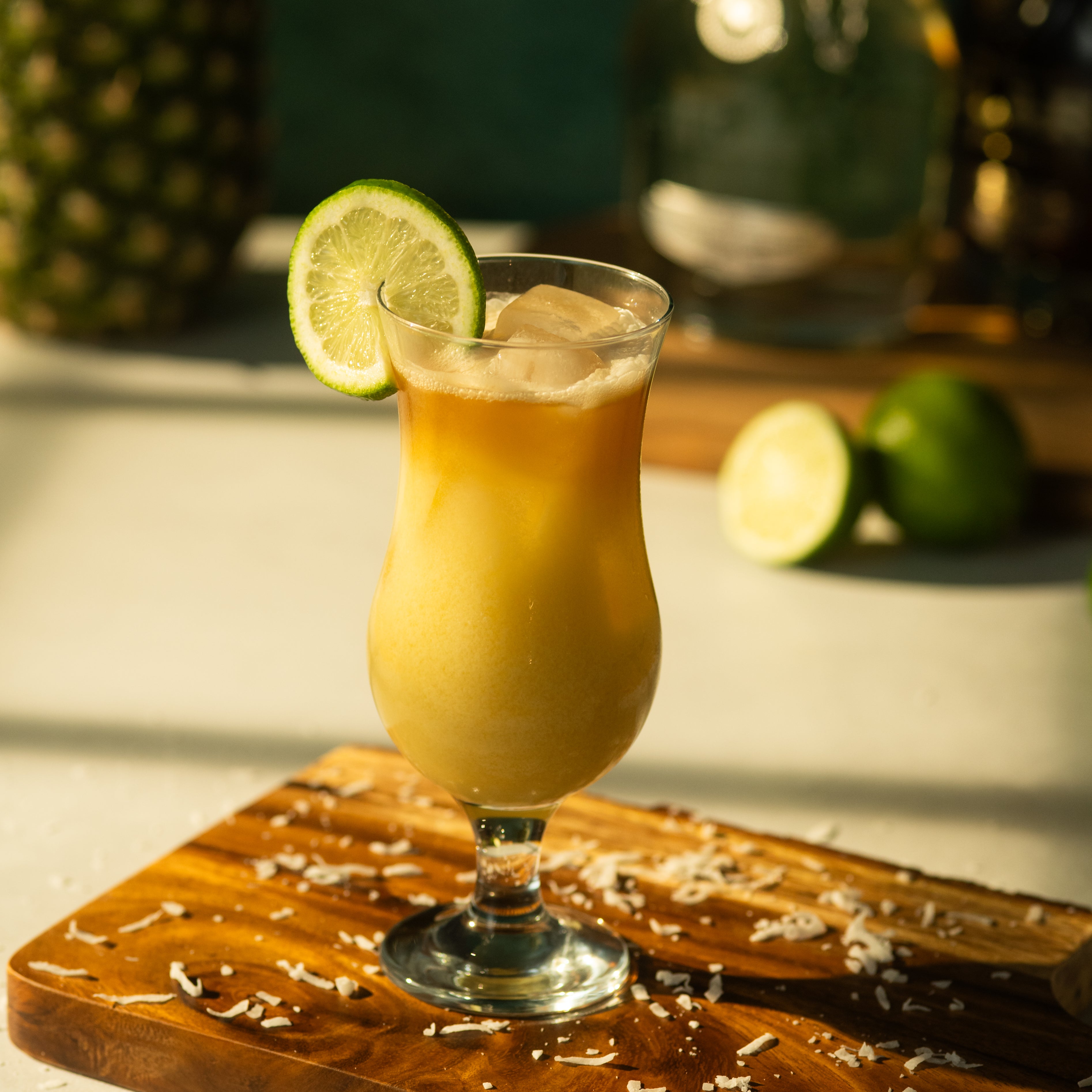 HAND SHAKEN COLADA
